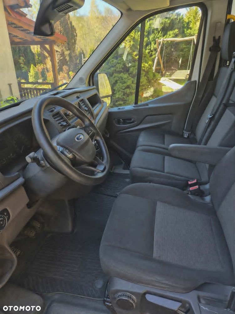 Ford Transit - 10