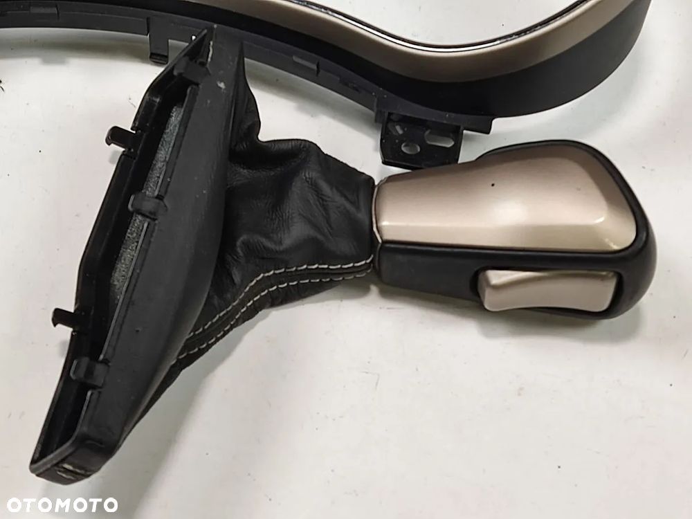 JEEP GRAND CHEROKEE WK2 16-21r Dekor Schowek Kratka Nawiewu Ramka Zegarów - 12