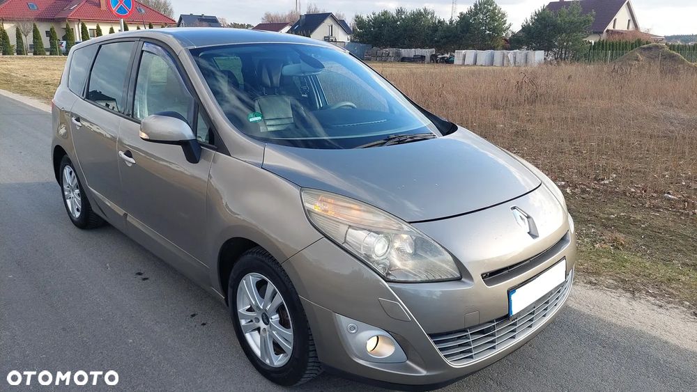 Renault Grand Scenic - 7