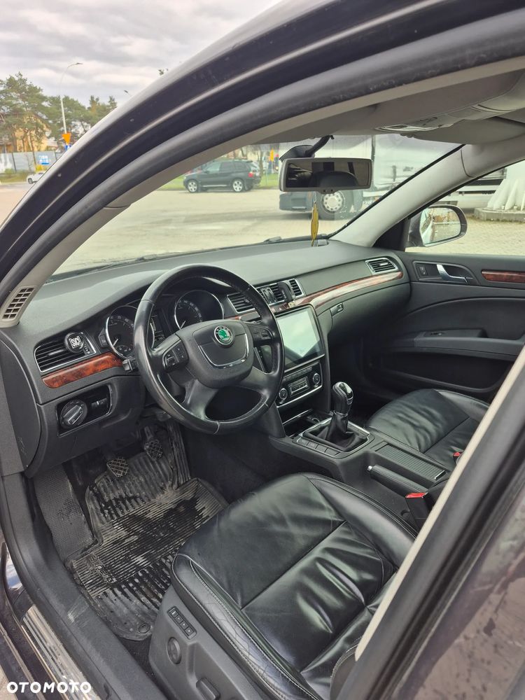 Skoda Superb 2.0 TDI Elegance - 5