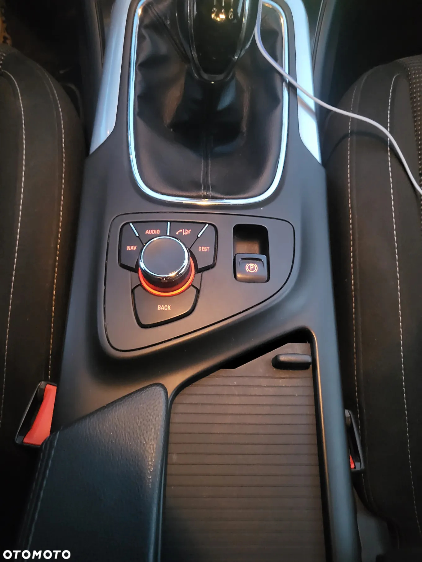 Opel Insignia - 10