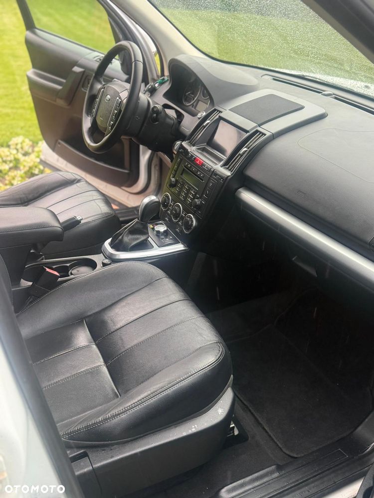 Land Rover Freelander SD4 HSE Luxury - 15