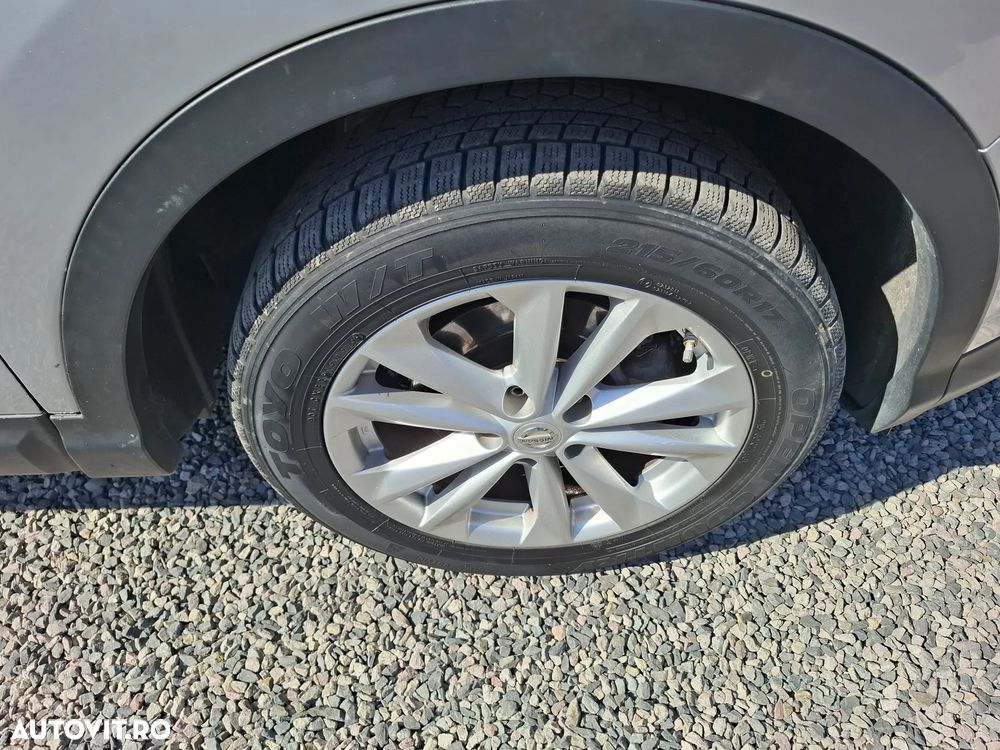 Nissan Qashqai 1.5 DCI N-Connecta - 25