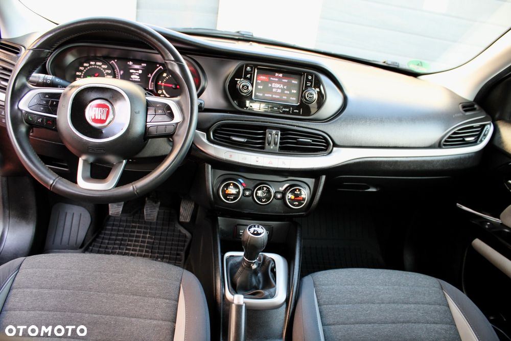 Fiat Tipo 1.3 MultiJet 16v Lounge - 7