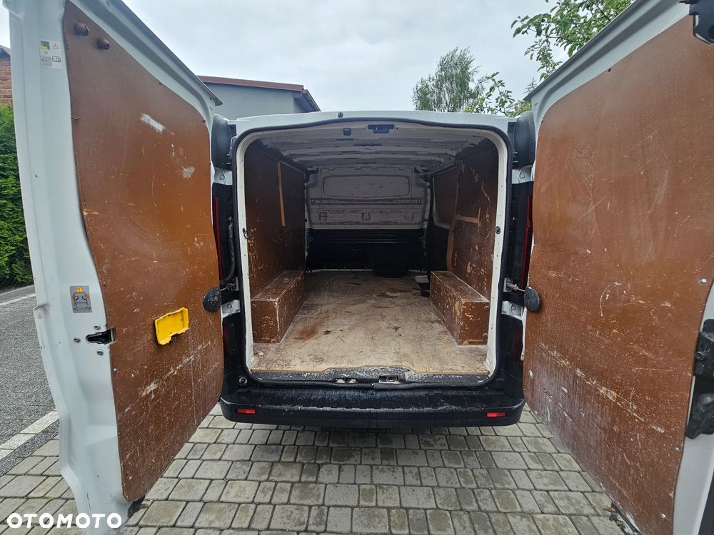 Renault Trafic Combi L1H1 Authentique - 9