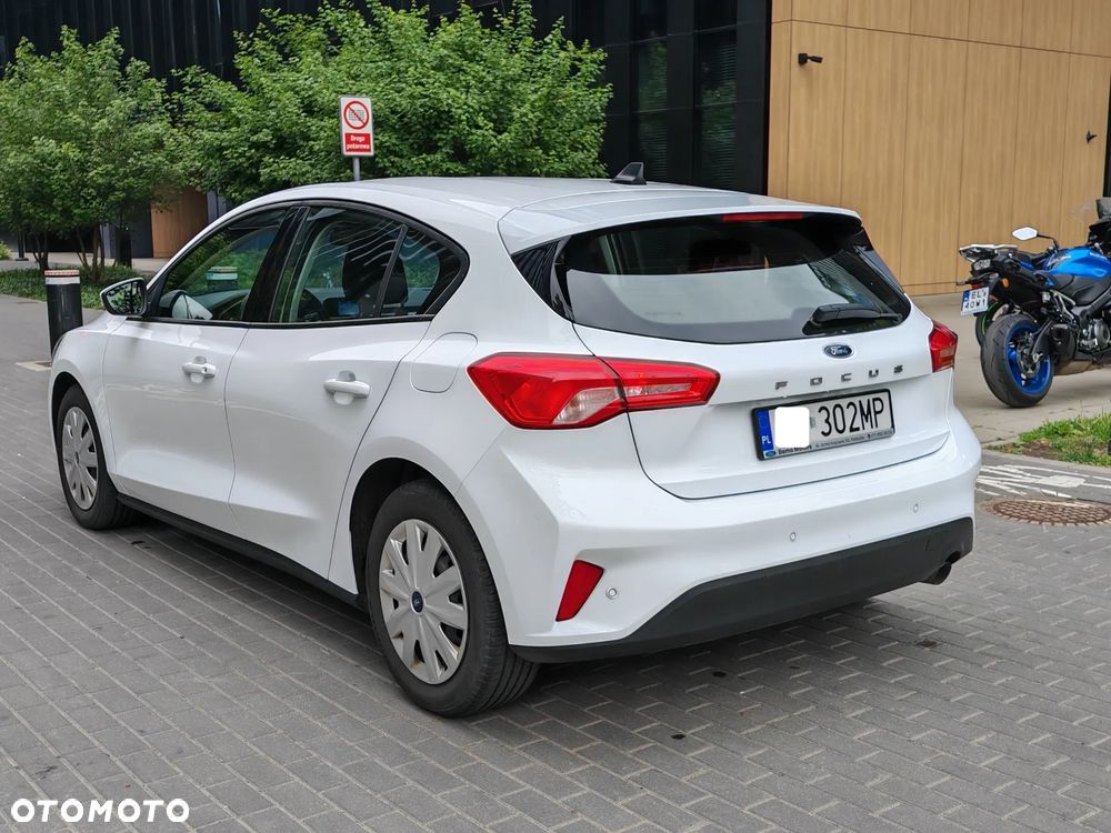 Ford Focus - 8
