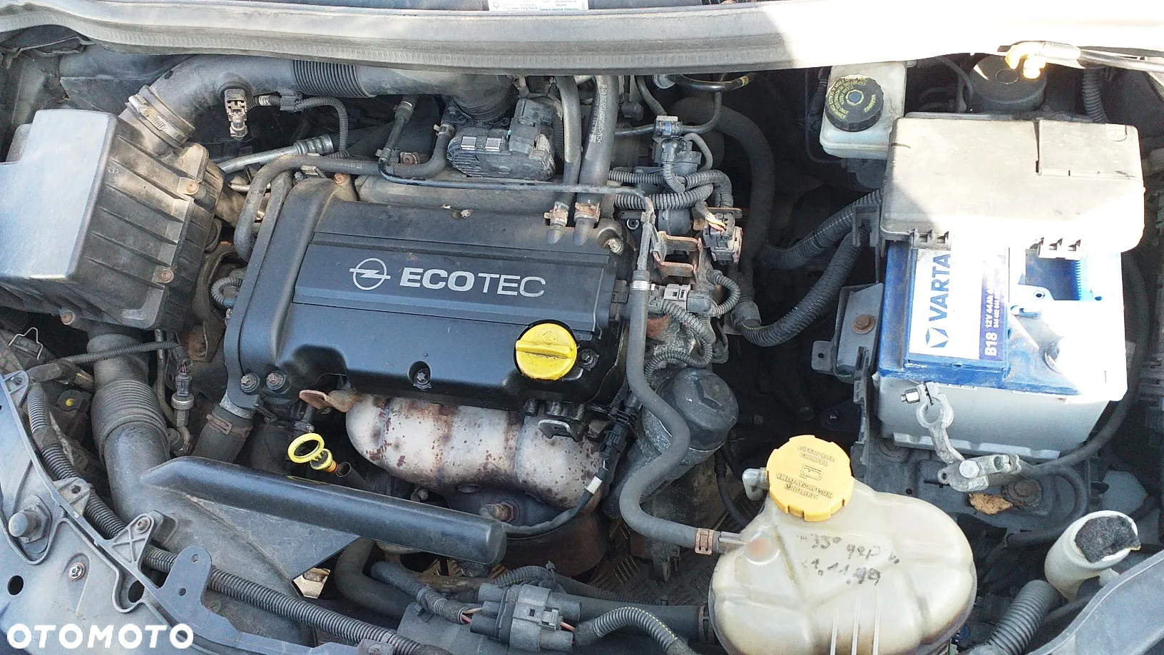 Na części Opel Corsa D 1.2 B 3-drzwi silnik Z12XEP lak. Z20R skrzynia maska klapa błotnik fotel kanapa deska szyba zderzak zawieszenie - 10