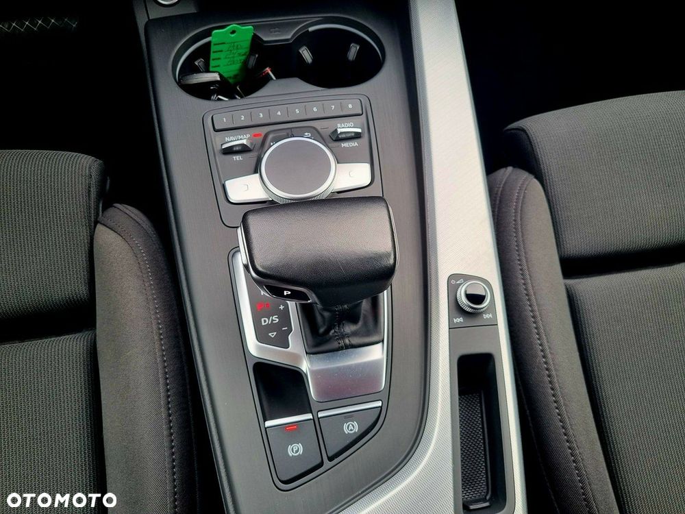 Audi A4 Avant 2.0 TDI Quattro S tronic - 22