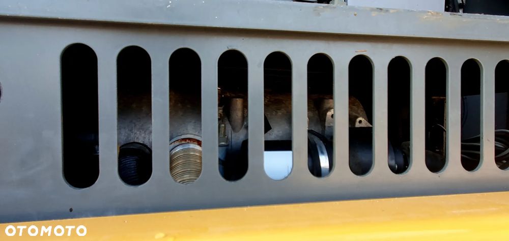 Liebherr A912 compact z rototiltem - 13