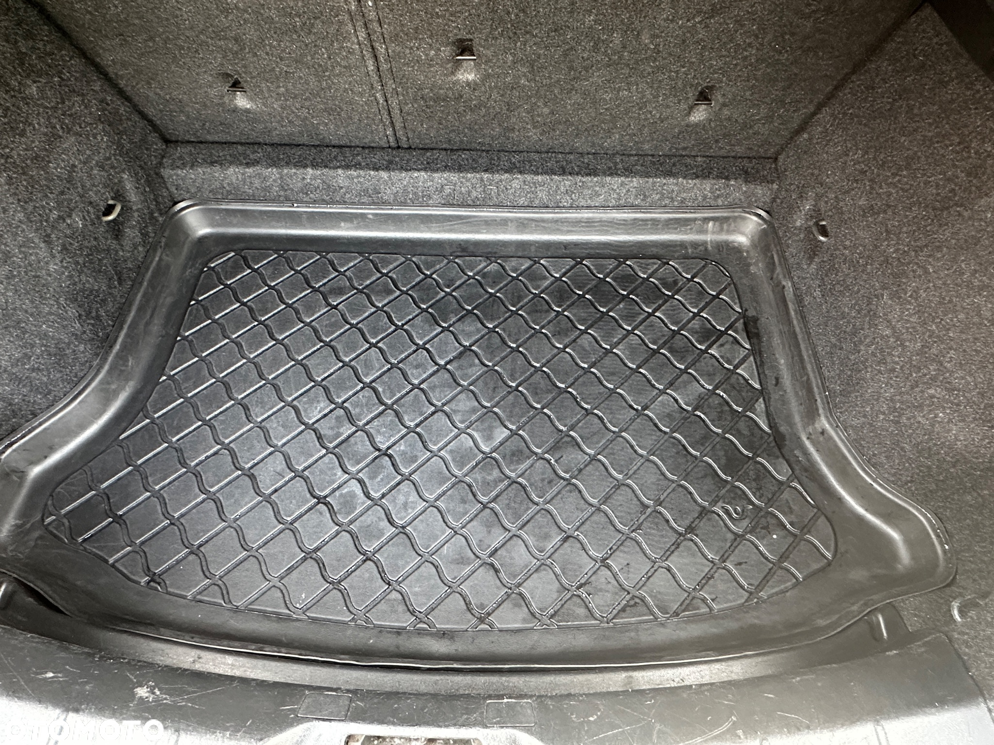 Volvo V40 - 16
