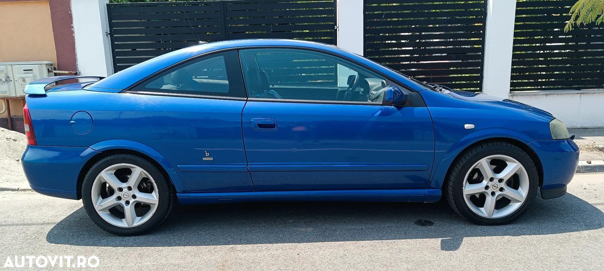 Opel Astra Cabrio 2.2 16V Bertone - 1