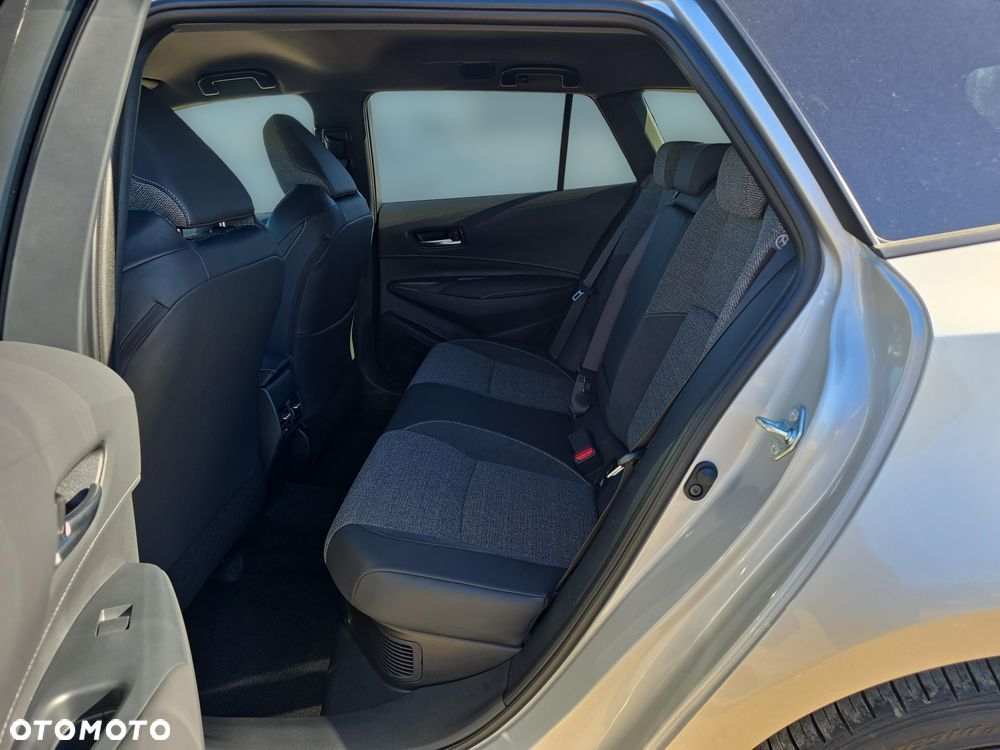 Toyota Corolla 1.8 Hybrid Style - 13