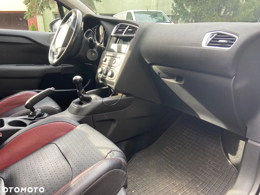 Citroën C4 1.6 HDi Attraction - 14