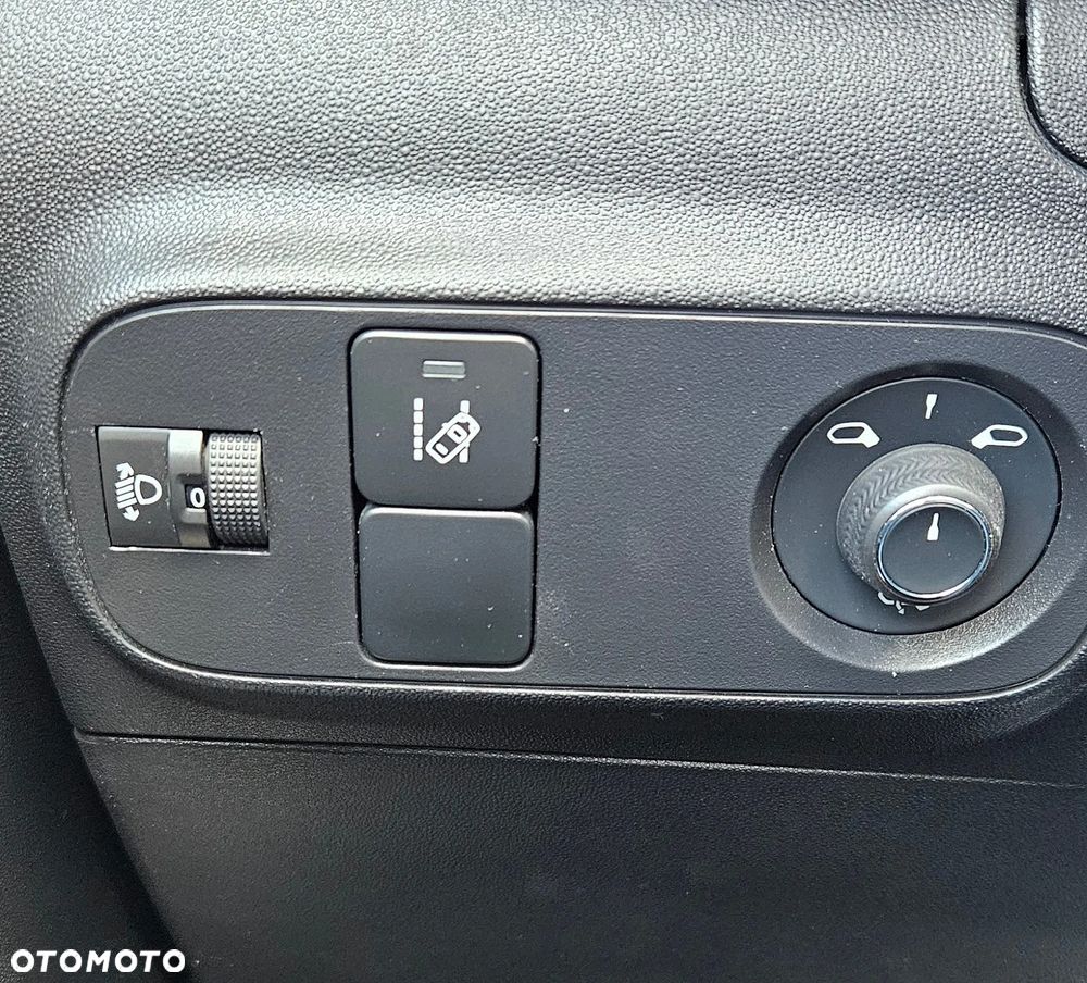 Citroën C3 1.5 BlueHDi Plus - 32