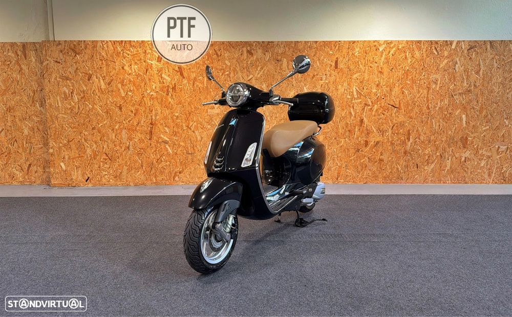 Piaggio Vespa Primavera - 1