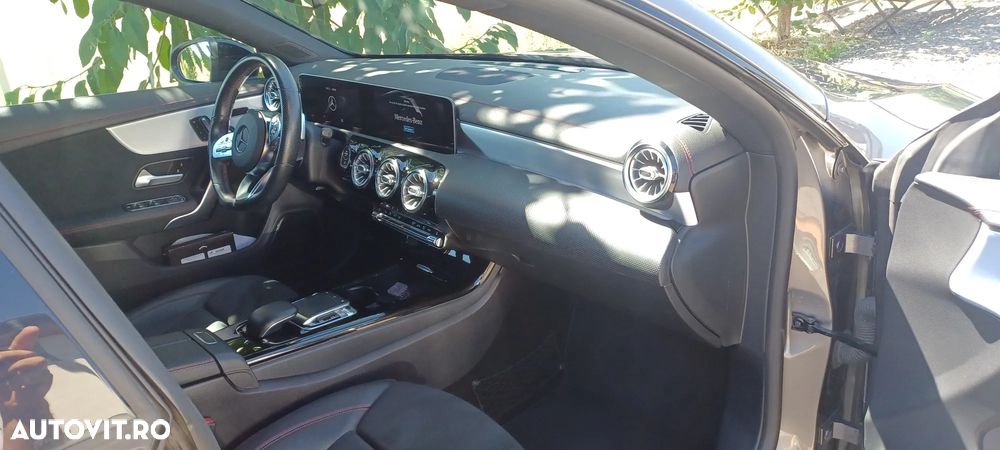 Mercedes-Benz CLA 220 - 8