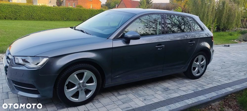 Audi A3 Sportback 2.0 TDI S tronic - 13
