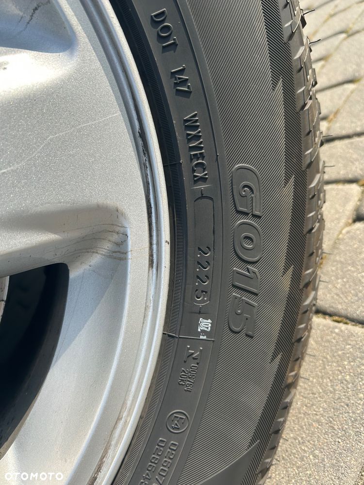 Jeep Grand Cherokee - 21