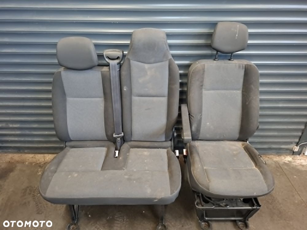 FOTEL LEWY PRAWY PRZEDNI FOTELE KIEROWCY PASAŻERA DWÓJKA RENAULT MASTER III OPEL MOVANO B - 1