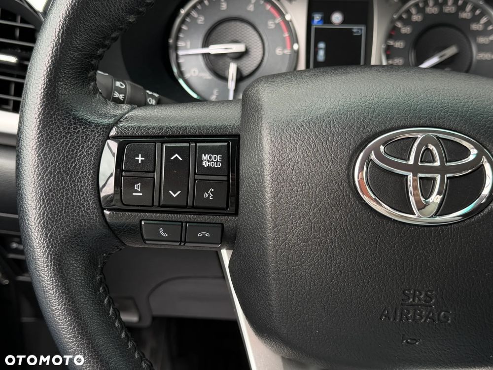 Toyota Hilux 2.8 D-4D Double Cab Invincible 4x4 - 30