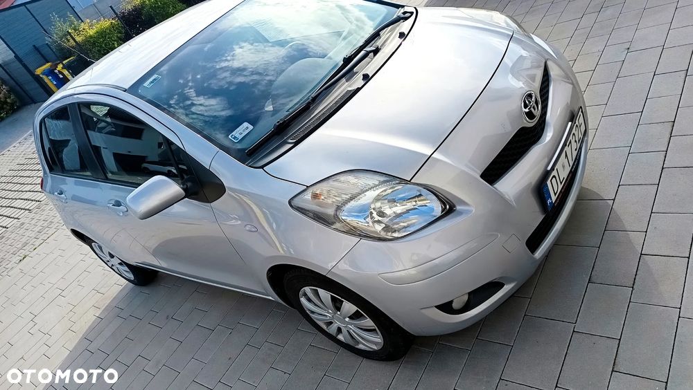 Toyota Yaris 1.33 Sol - 3