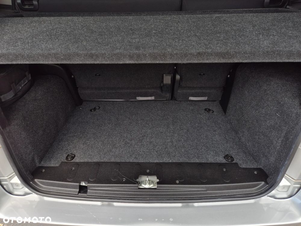 Fiat Qubo 1.4 8V Lounge - 10