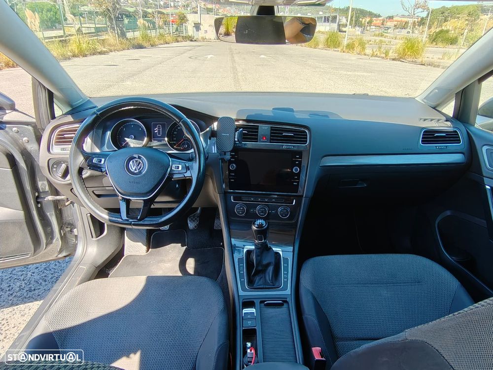 VW Golf Variant 1.6 TDi Confortline - 10