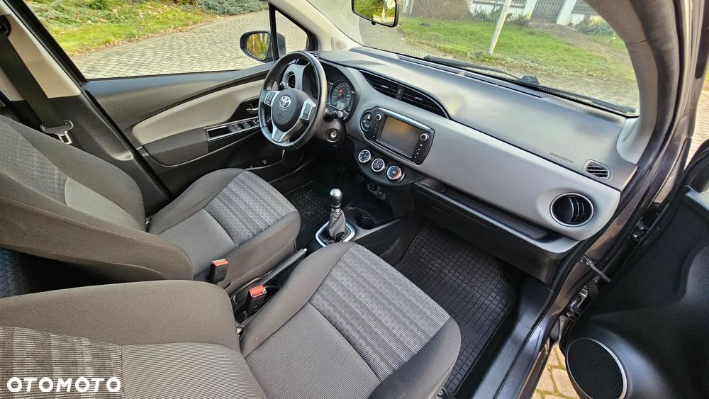 Toyota Yaris 1.33 VVT-i Comfort - 10