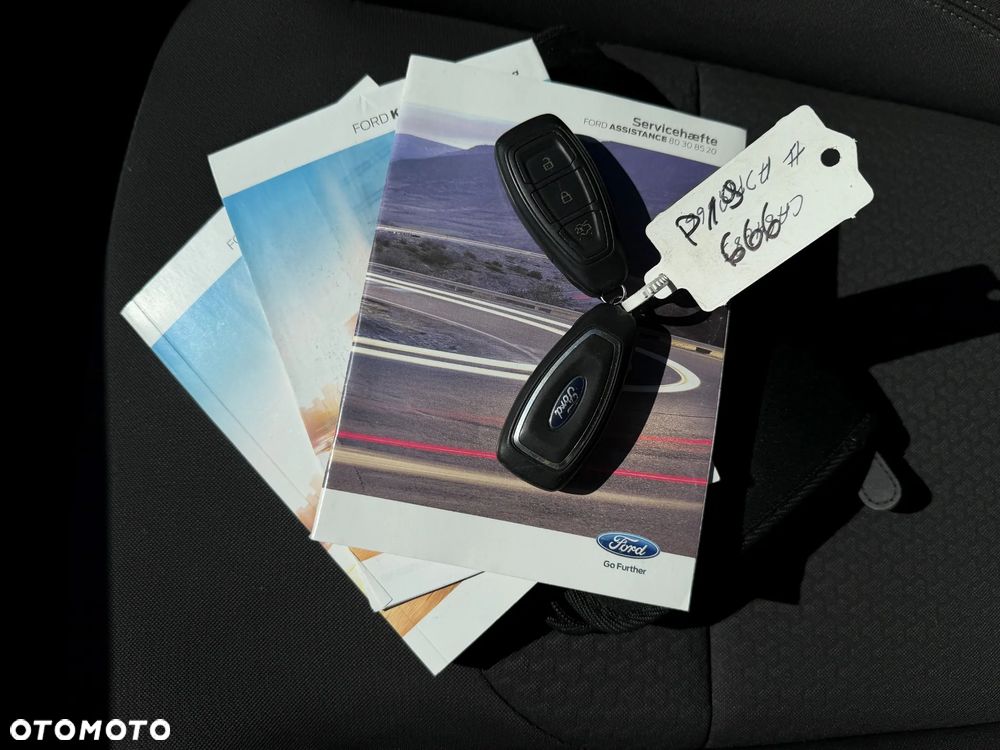 Ford Kuga 2.0 TDCi 2x4 Titanium - 17
