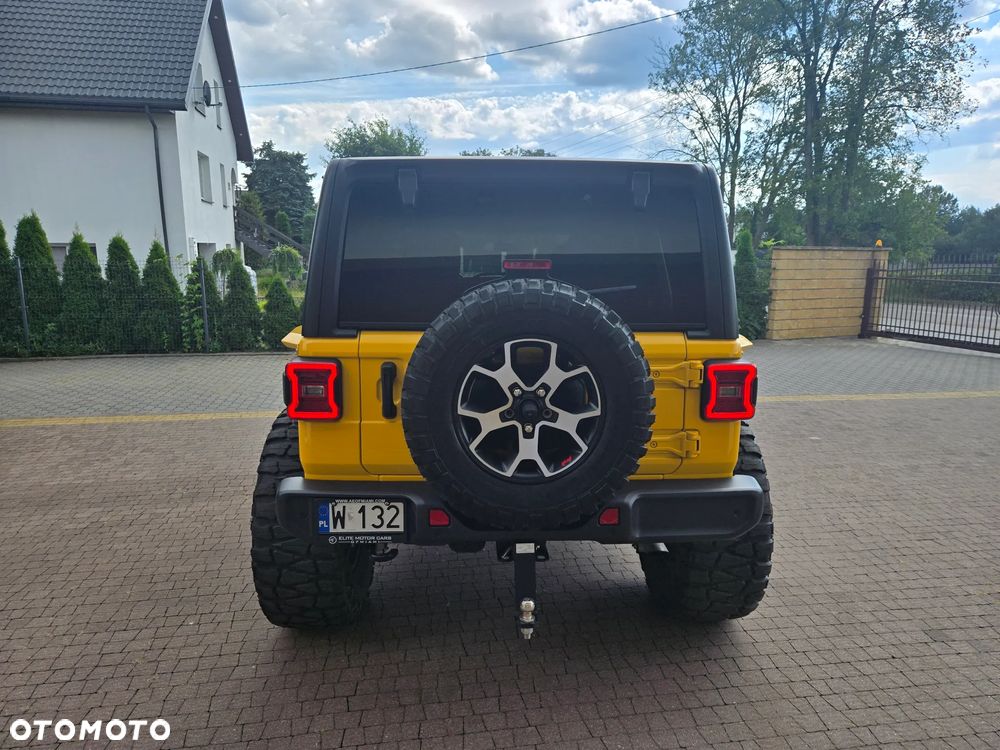 Jeep Wrangler - 9
