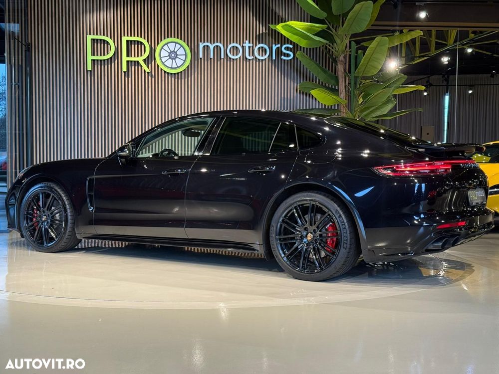 Porsche Panamera - 6