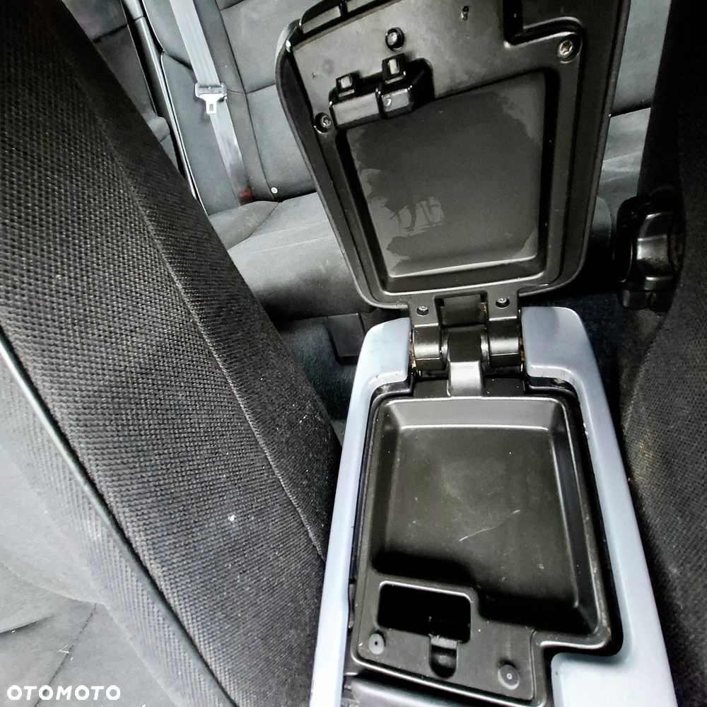 Volvo V50 DPF DRIVe - 34