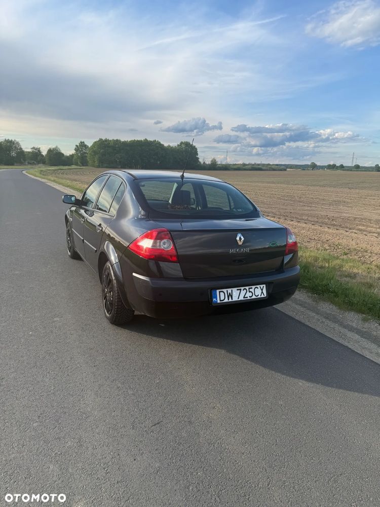 Renault Megane - 5