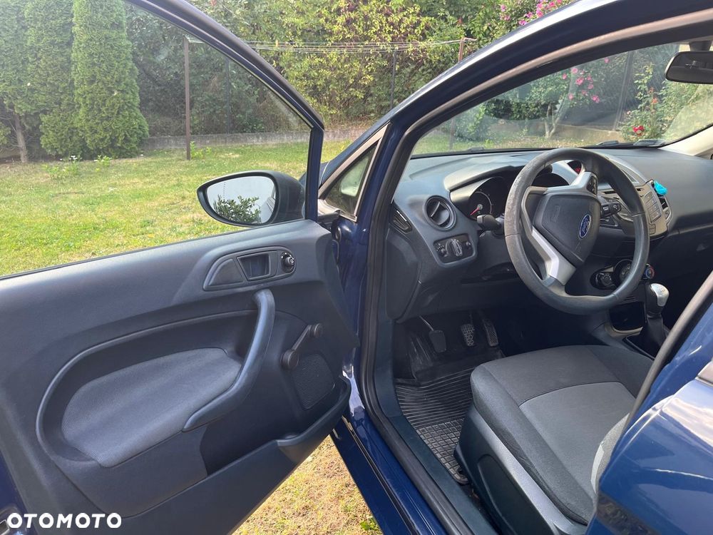 Ford Fiesta 1.25 Ambiente - 14