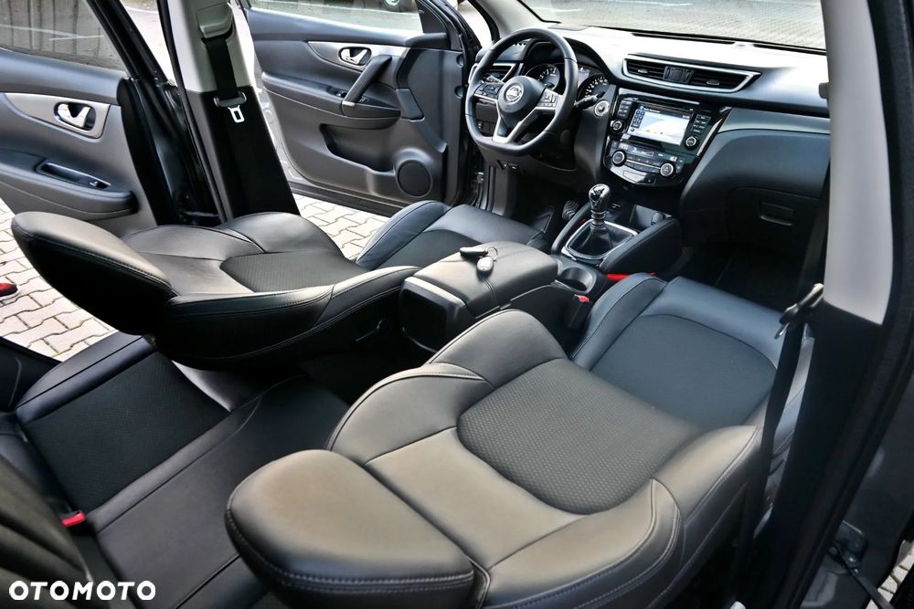 Nissan Qashqai 1.2 DIG-T Tekna EU6 - 23