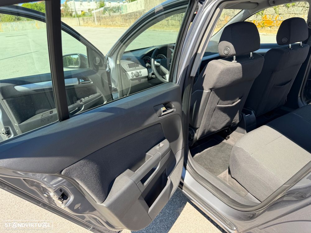 Opel Astra 1.3 CDTI Edition - 11