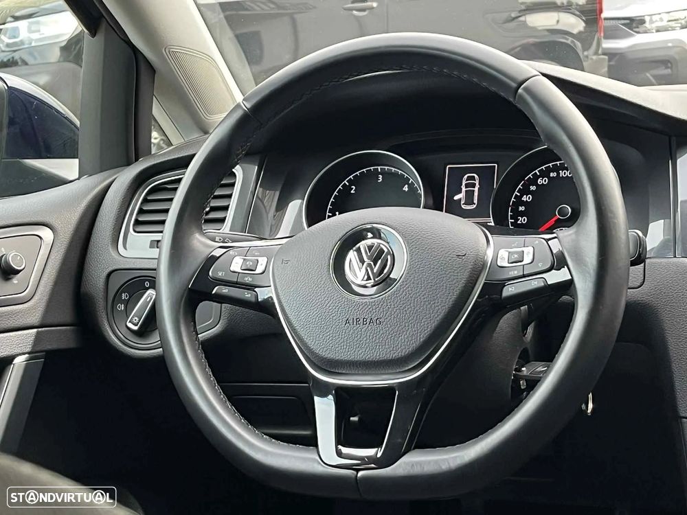 VW Golf 1.6 TDI Confortline - 14