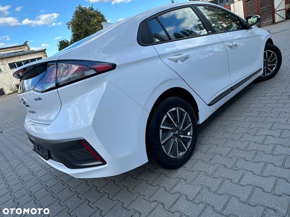 Hyundai IONIQ electric Premium - 7
