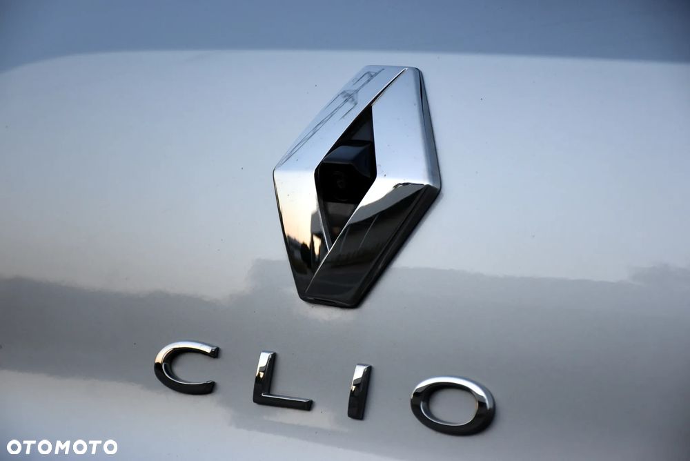 Renault Clio - 19