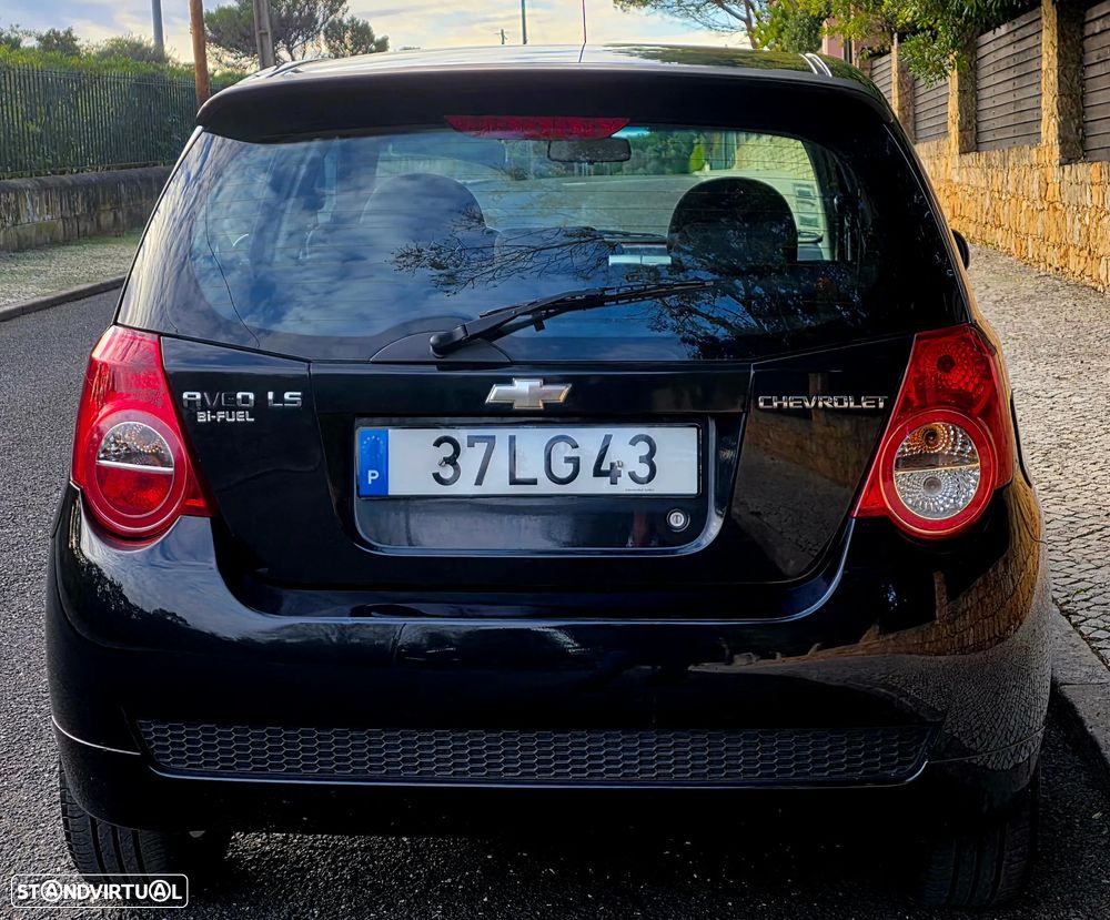 Chevrolet Aveo 1.2 LS - 4