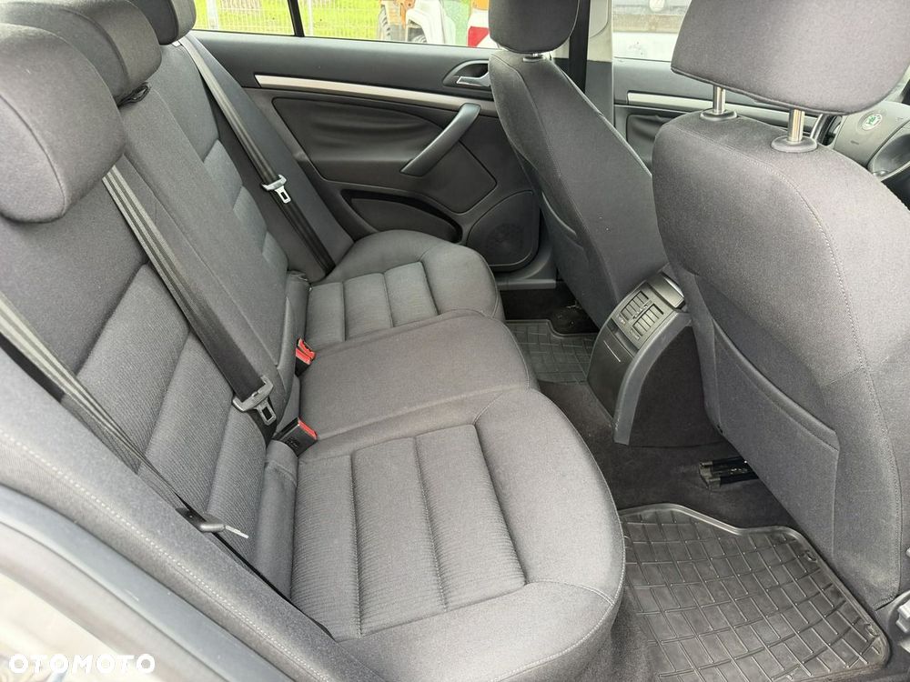 Skoda Octavia - 15