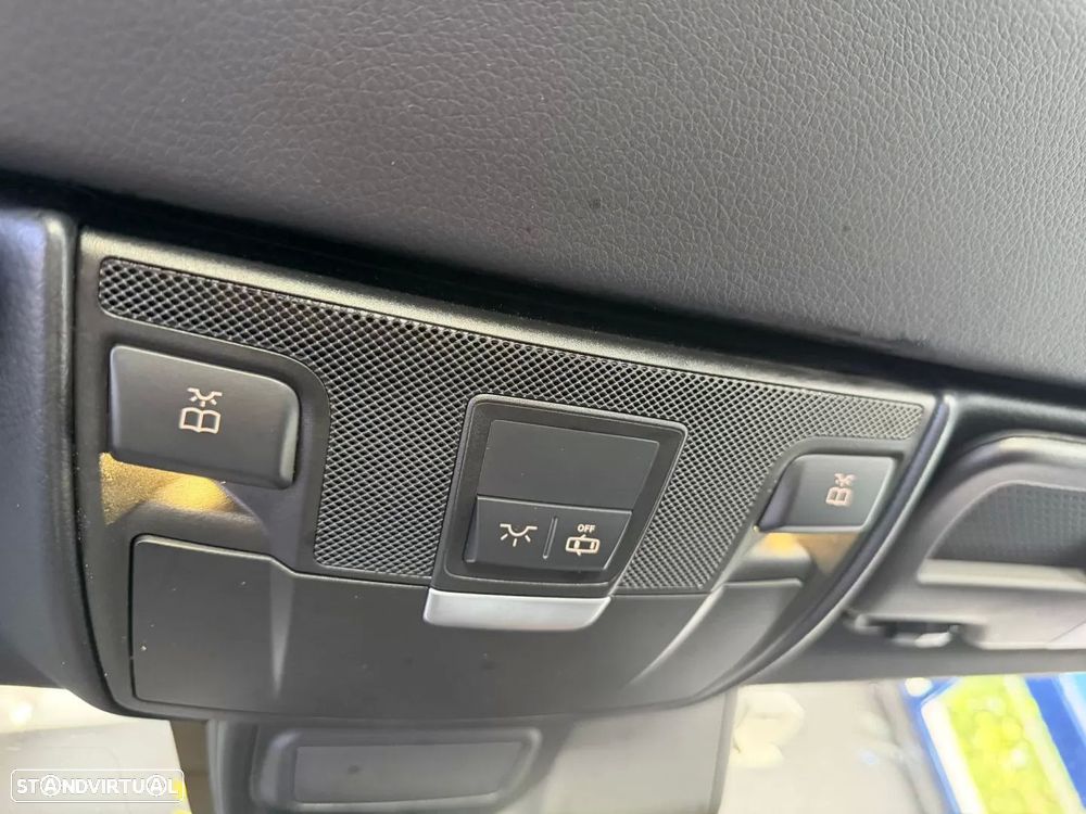 Mercedes-Benz SLK 250 d Aut. - 30
