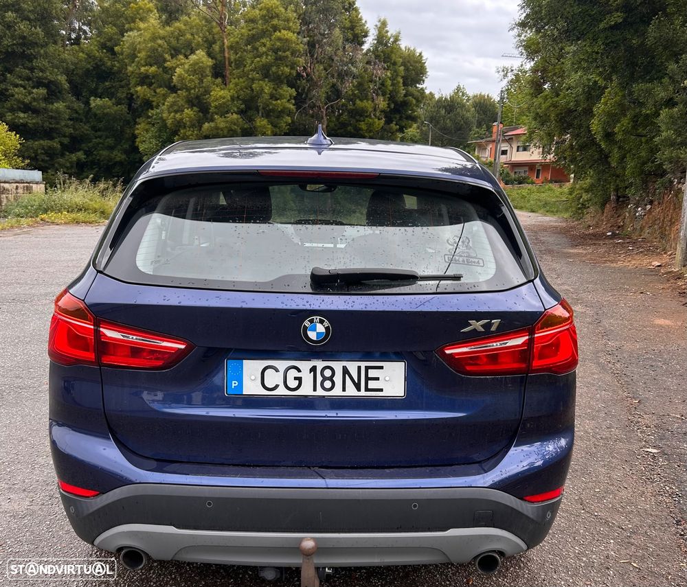 BMW X1 xDrive20d - 8