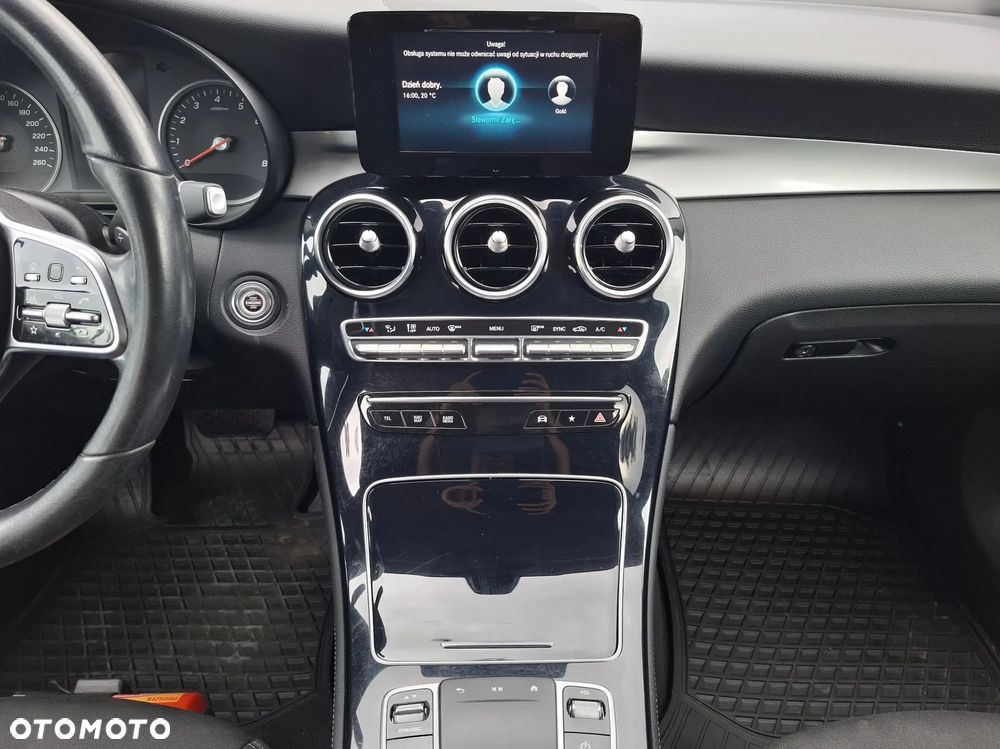 Mercedes-Benz GLC 200 4-Matic - 21