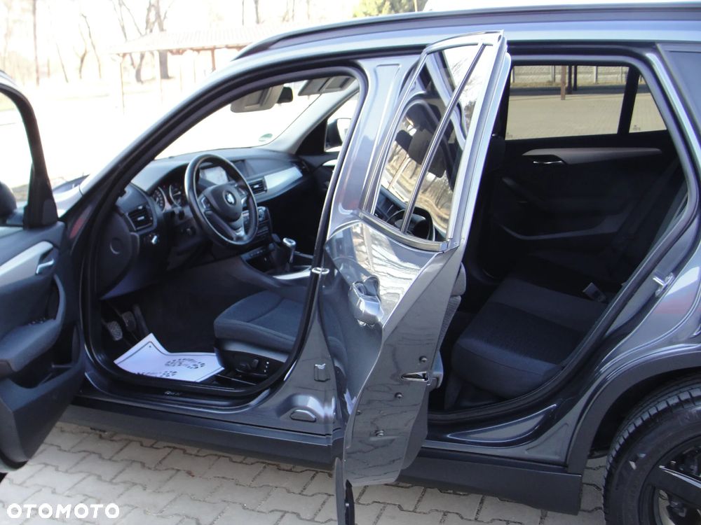 BMW X1 xDrive20d Sport Line - 18