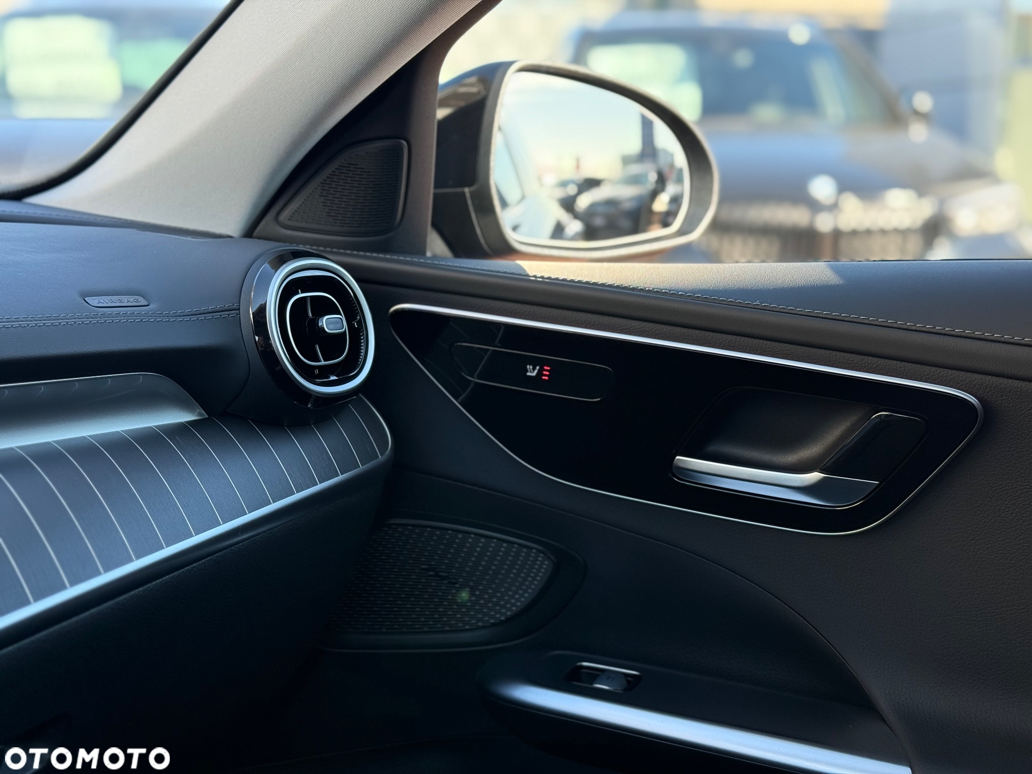 Mercedes-Benz Klasa C 200 d T 9G-TRONIC AMG Line Advanced - 19