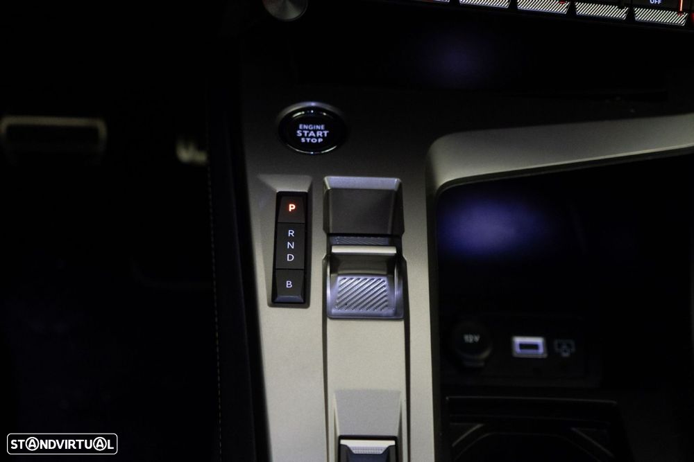 Peugeot 308 SW 1.6 Hybrid GT Pack e-EAT8 - 26