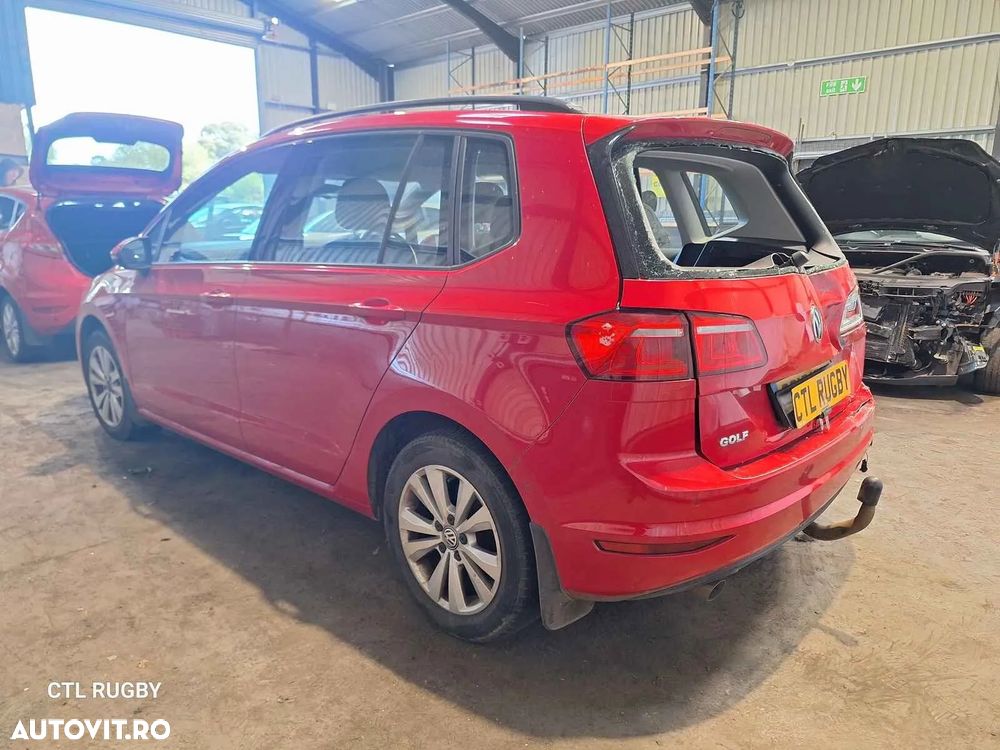 Dezmembrez Volkswagen Sportsvan 1.6 TDI - 2