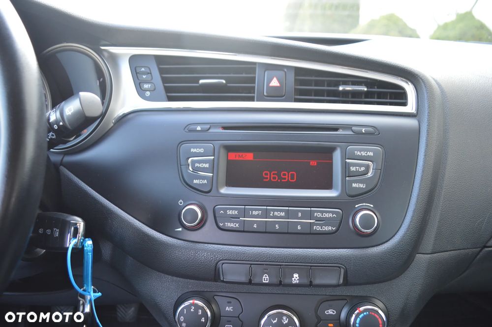 Kia Ceed - 20
