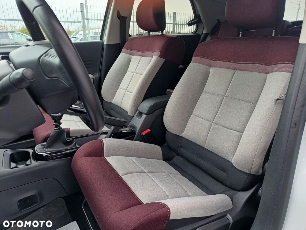 Citroën C4 Cactus 1.2 PureTech Shine S&S - 13